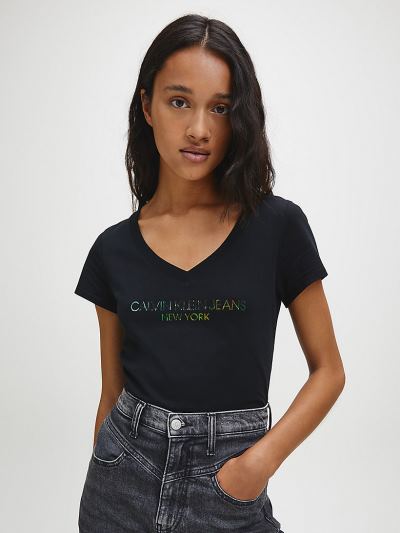 Calvin Klein Ruhák HU449558 | Calvin Klein Iridescent Logo V-Neck Női Póló Fekete